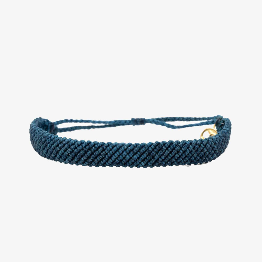 Bracelet tissé plat et large