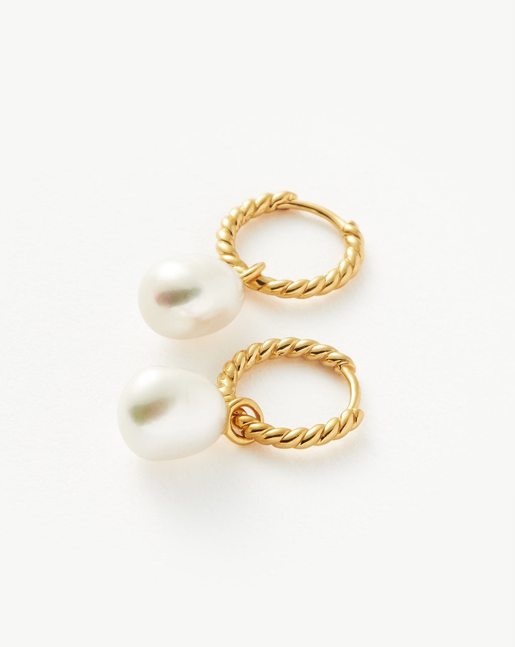 Boucles d'oreilles créoles torsadées petites gouttelettes avec perles | Vermeil plaqué or/Perle