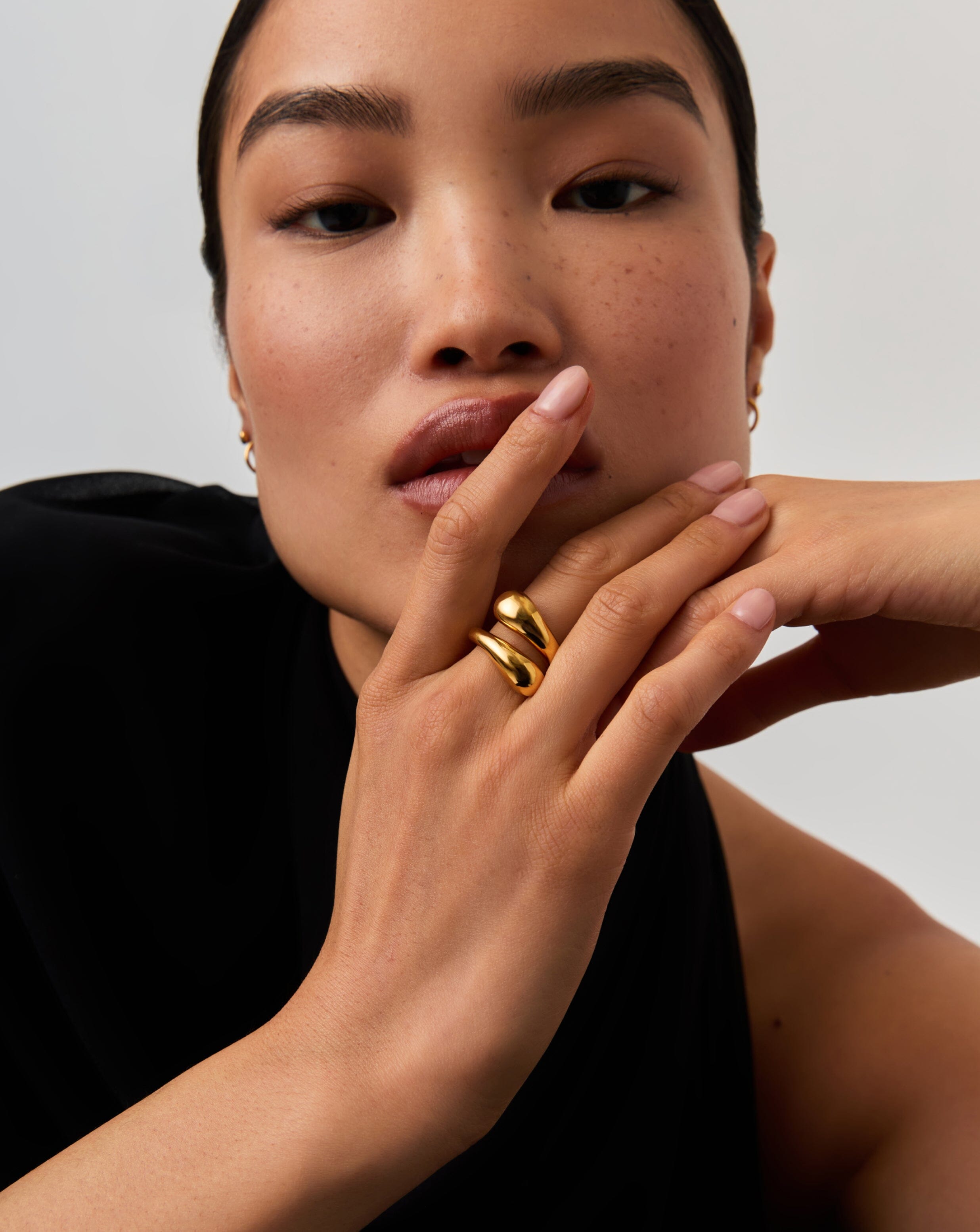 Savi Sculptural Crossover Ring | 18ct Gold Vermeil